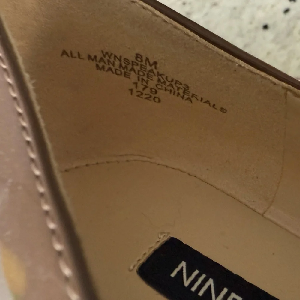 Nine West Women's Flats - Picture 3 of 4